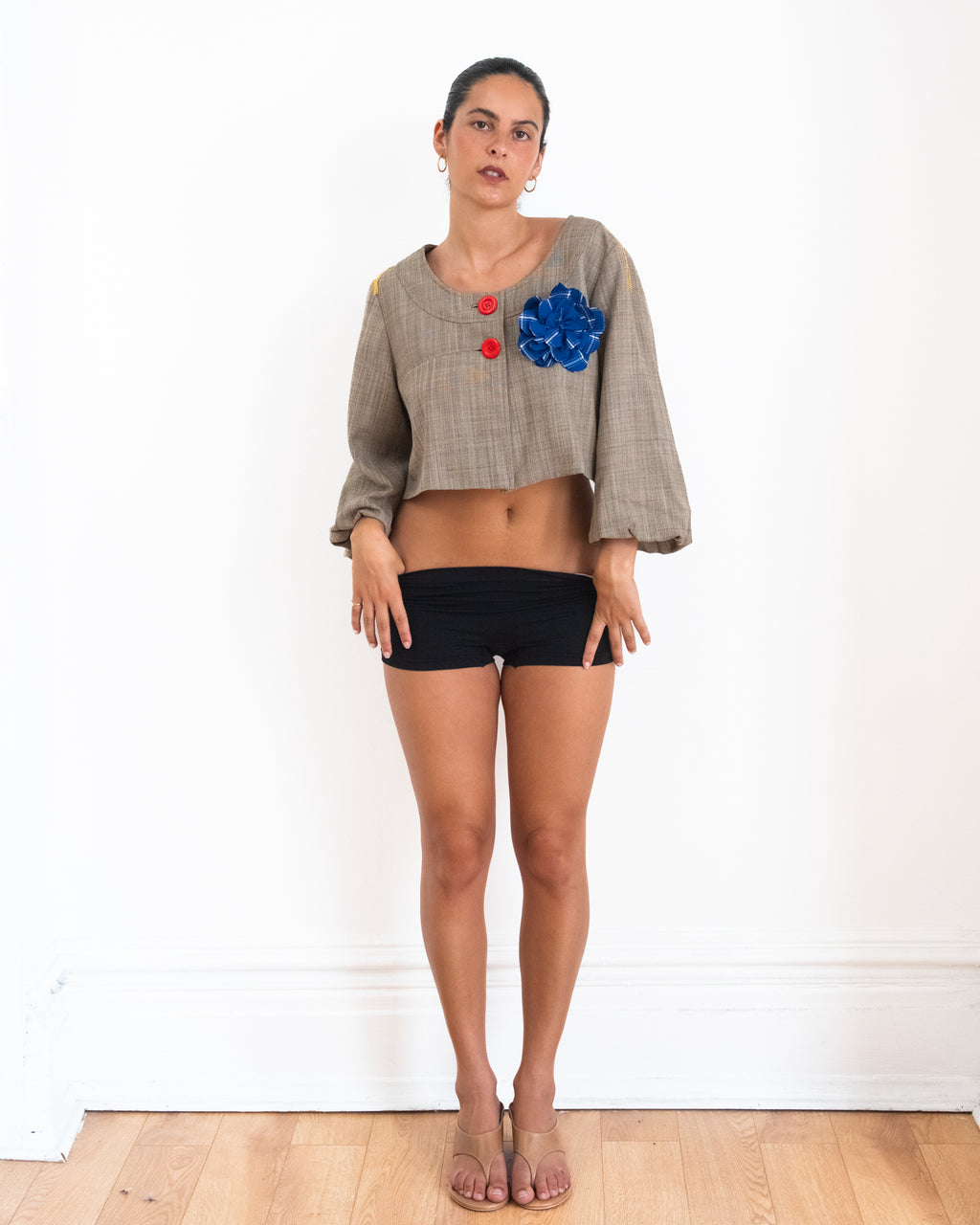 Cape in Mondrian image 0